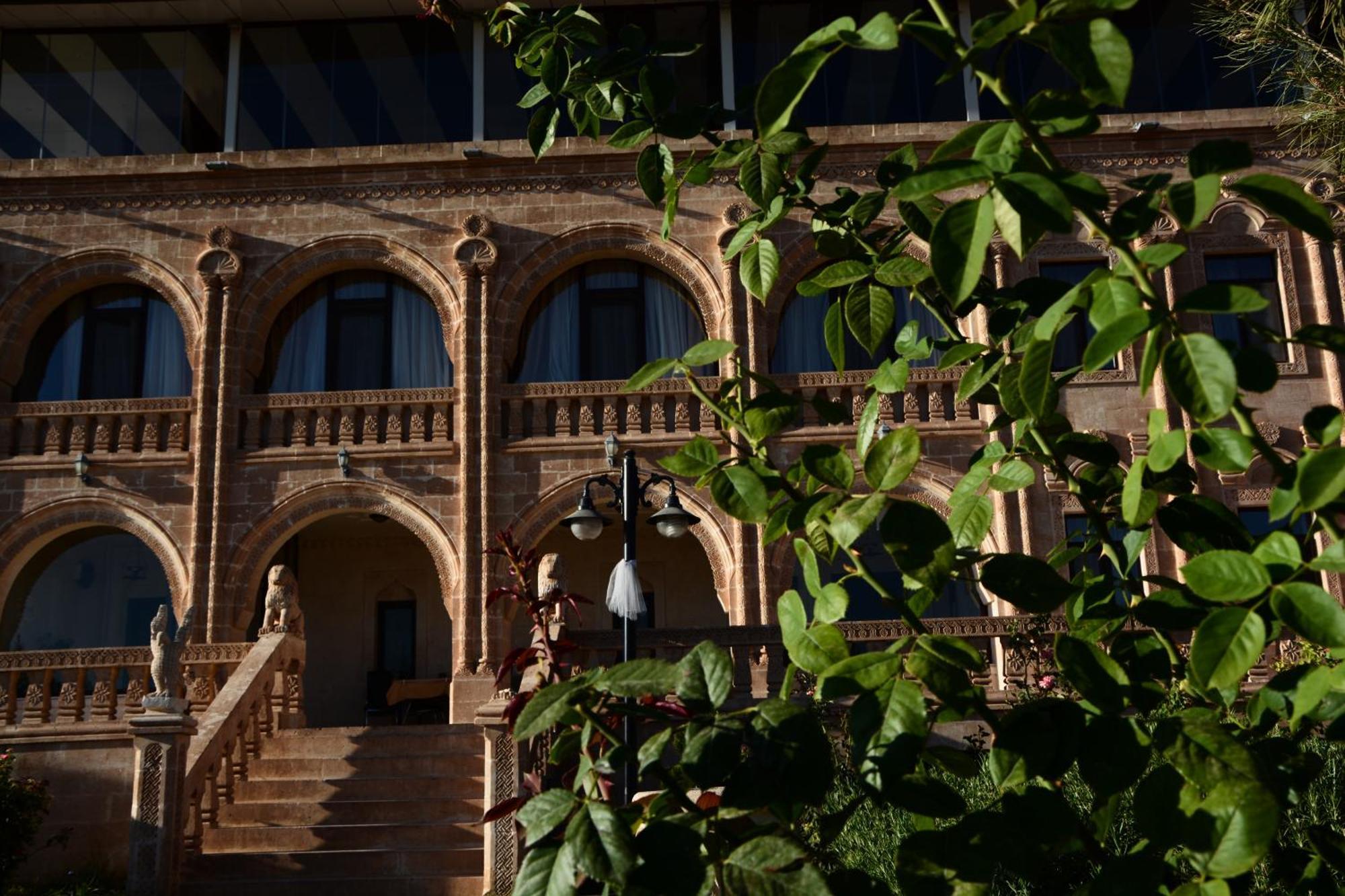 Turabdin Hotel Midyat Exterior foto